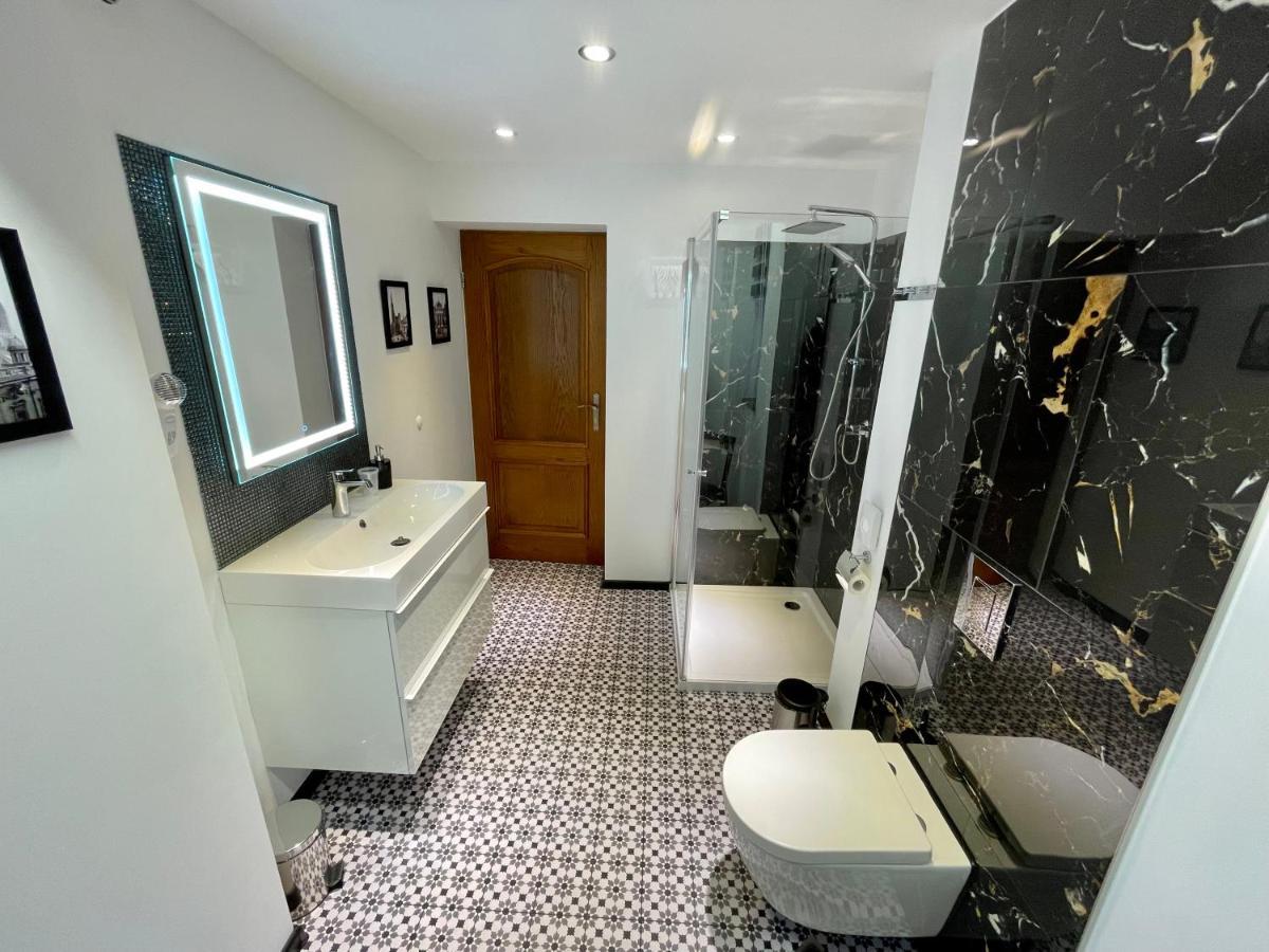 Apartamenty Michel Gdansk Centrum Boutique Hotel Esterno foto