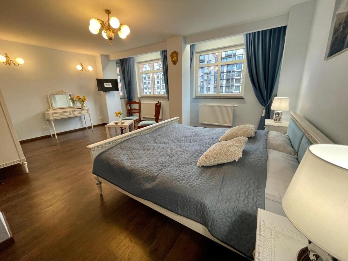 Apartamenty Michel Gdansk Centrum Boutique Hotel Esterno foto