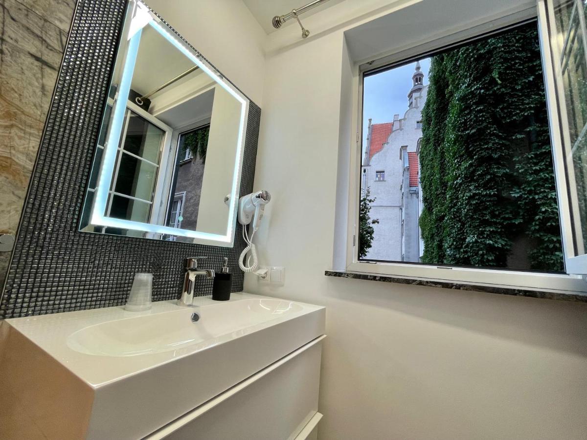 Apartamenty Michel Gdansk Centrum Boutique Hotel Esterno foto
